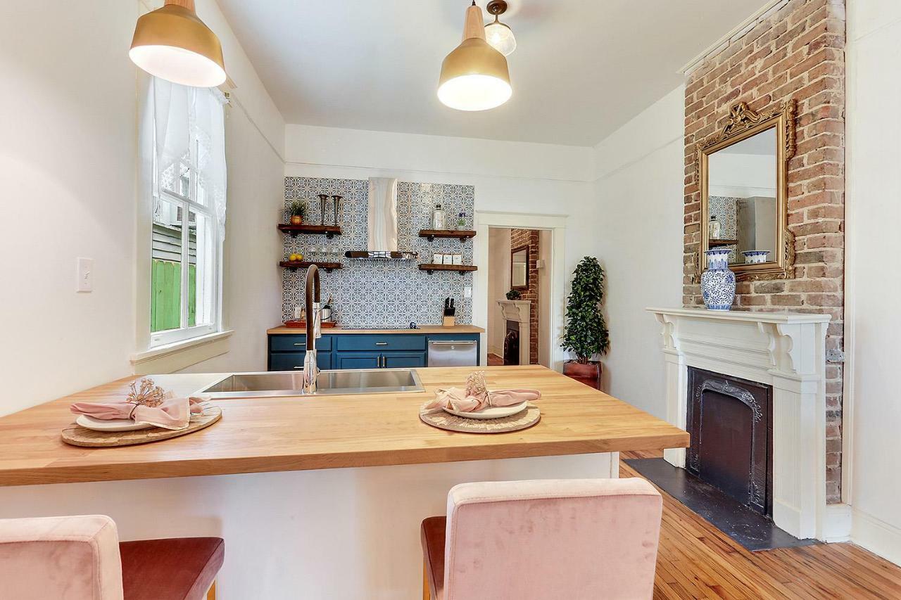 Вилла Elegant Renovated House With Relaxing Courtyard Новый Орлеан Экстерьер фото